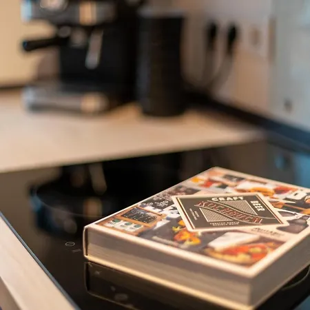 Treehouse For 14 People- Indoor Playground - Ssc - Shared House&garden Вінтерберг