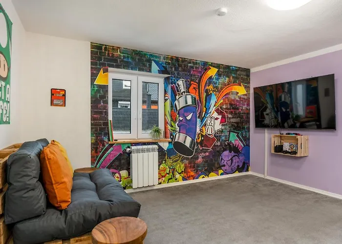 Holiday home Treehouse For 14 People- Indoor Playground - Ssc - Shared House&garden