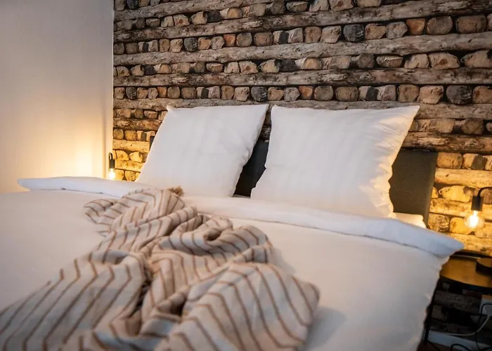 Holiday home Treehouse For 14 People- Indoor Playground - Ssc - Shared House&garden