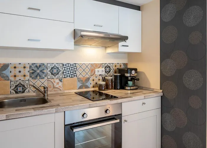 Holiday home Treehouse For 14 People- Indoor Playground - Ssc - Shared House&garden *